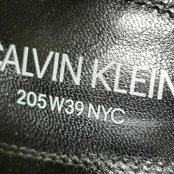 CALVIN KLEIN 205W39NYC Leititia Sandals, Black Suede, Womens Size 8.5 / 38.5 - Picture 12 of 12